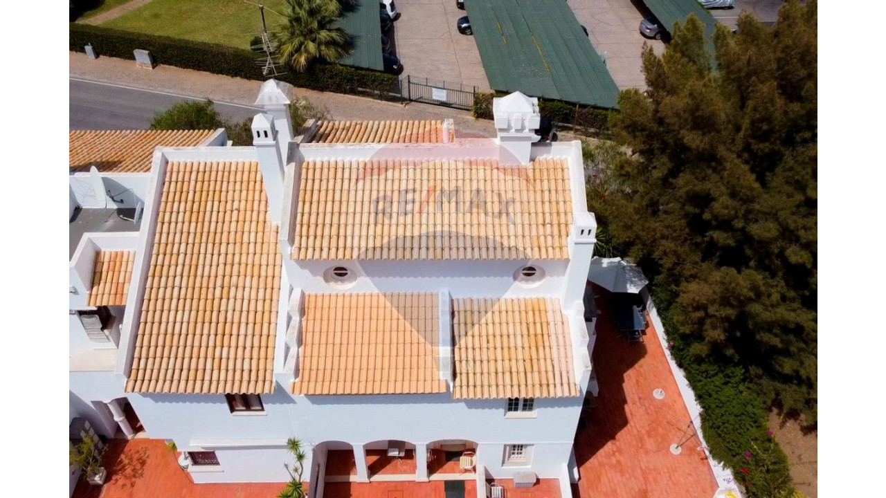 Moradia T3 para Venda em Quarteira Foto 24