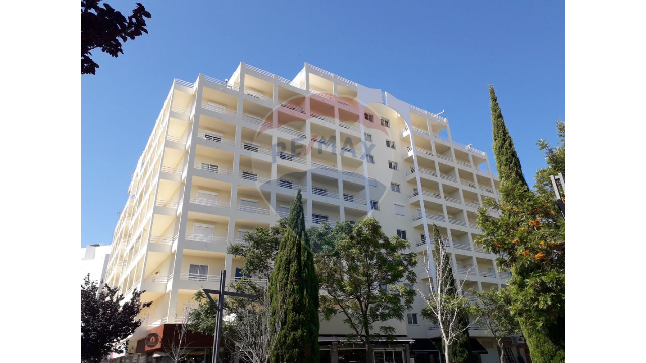 Apartamento T2 para Venda em Quarteira Foto 5