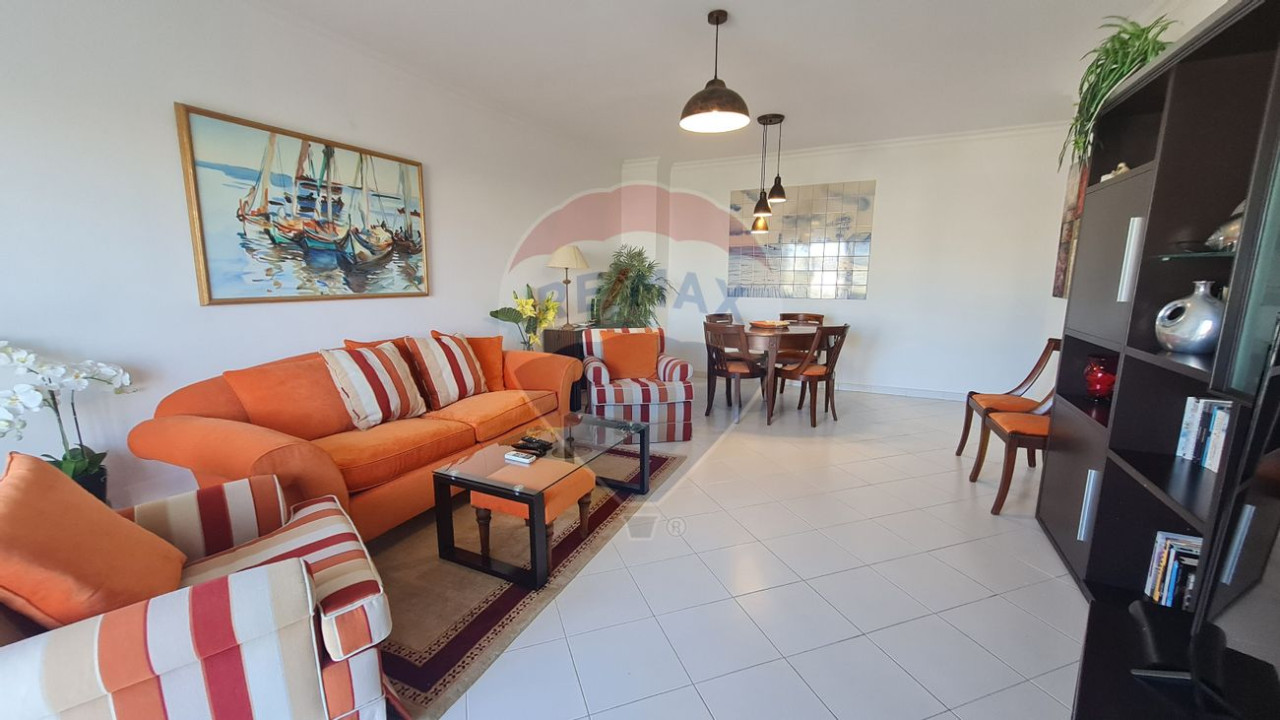 Apartamento T2 para Venda em Quarteira Foto 19
