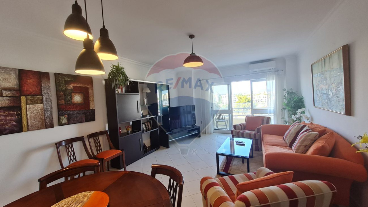 Apartamento T2 para Venda em Quarteira Foto 18