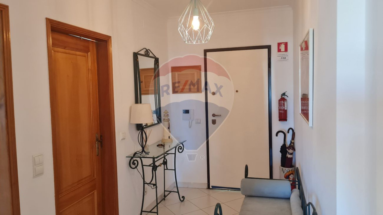 Apartamento T2 para Venda em Quarteira Foto 16