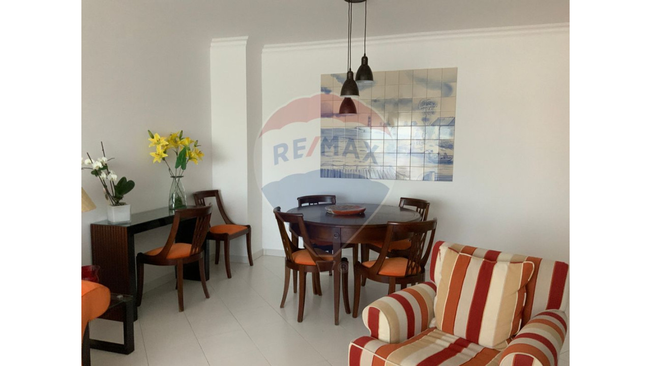 Apartamento T2 para Venda em Quarteira Foto 6