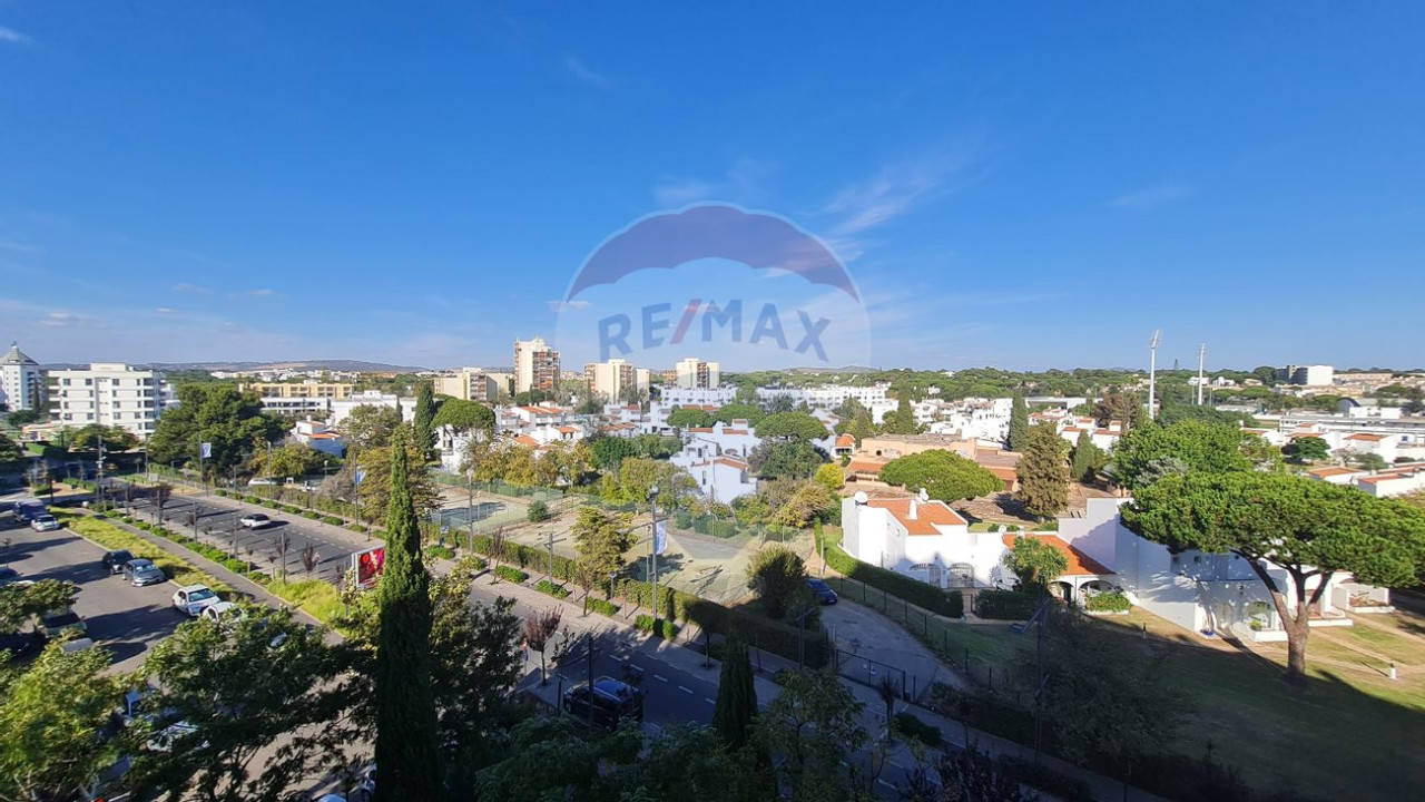 Apartamento T2 para Venda em Quarteira Foto 21