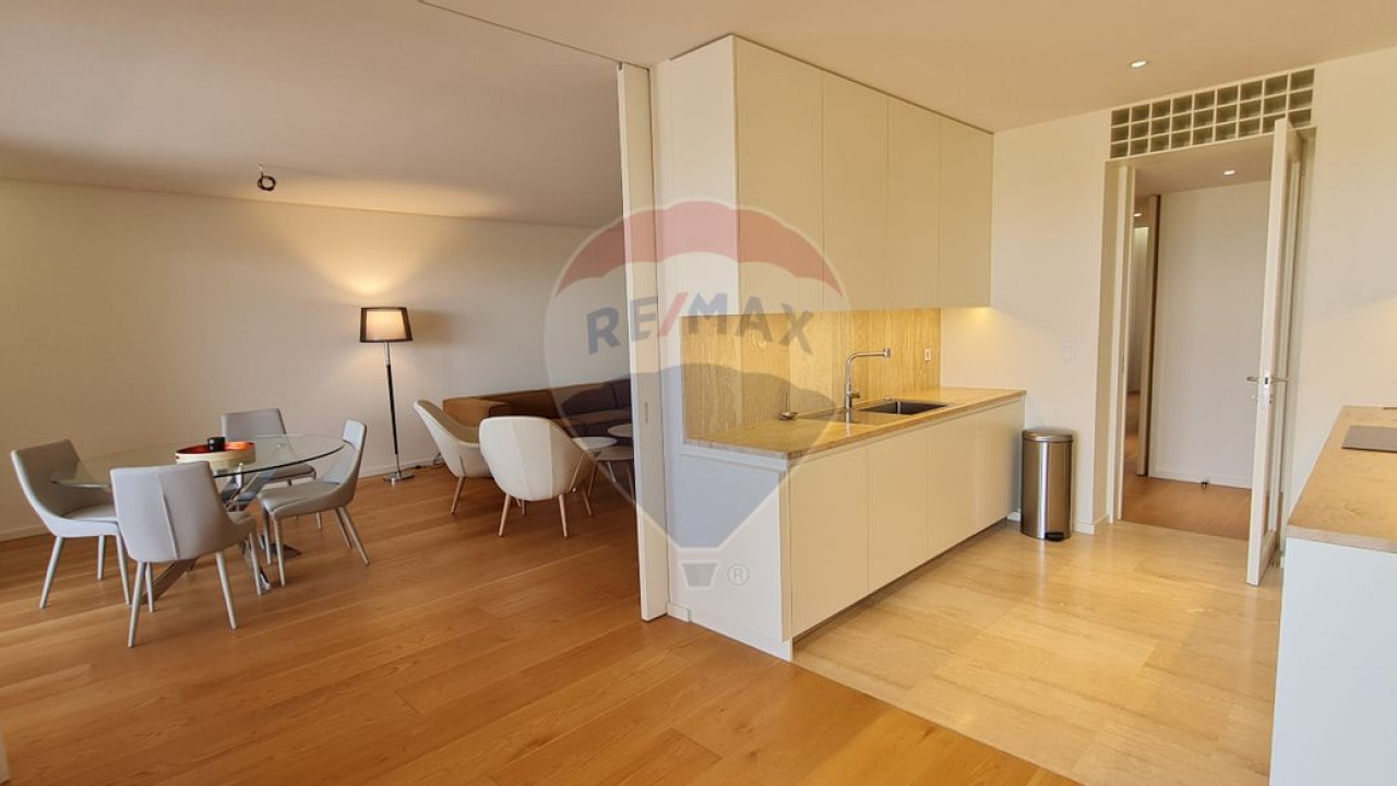 Apartamento T2 para Venda em Quarteira Foto 7