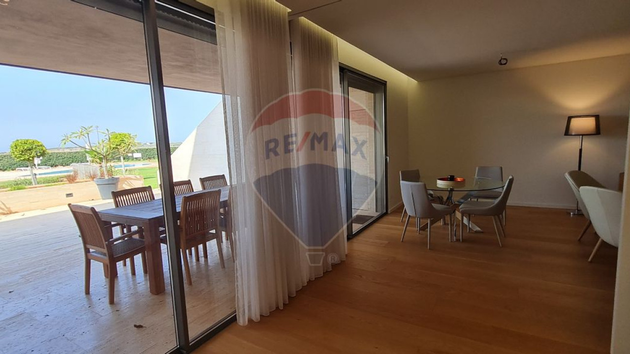Apartamento T2 para Venda em Quarteira Foto 6