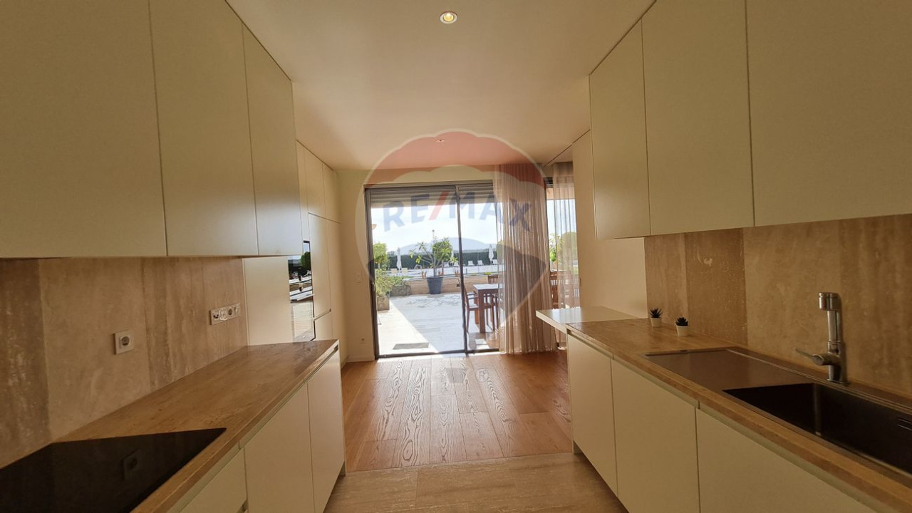 Apartamento T2 para Venda em Quarteira Foto 18