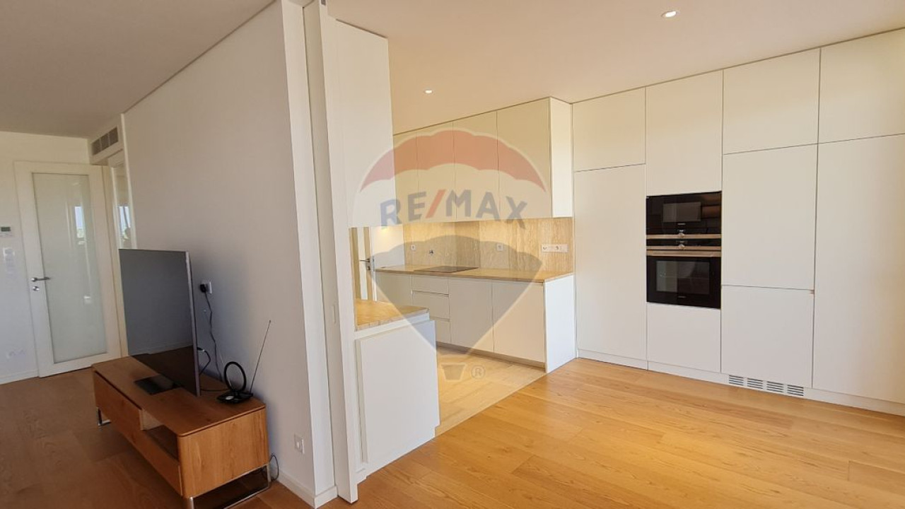 Apartamento T2 para Venda em Quarteira Foto 5