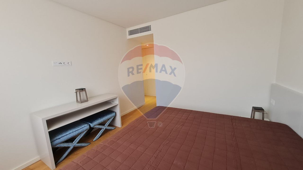 Apartamento T2 para Venda em Quarteira Foto 19