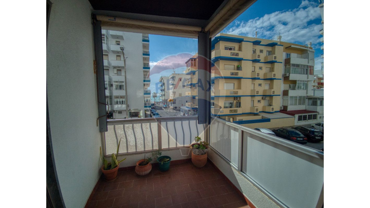 Apartamento T2 para Venda em Quarteira Foto 10