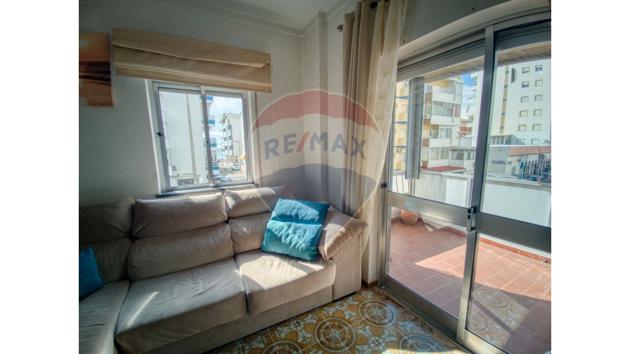 Apartamento T2 para Venda em Quarteira Foto 6