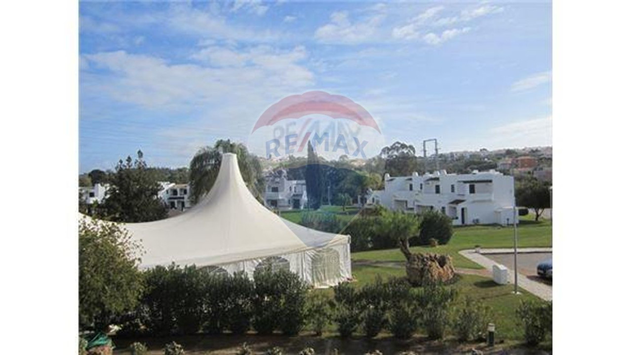 Apartamento T1 para Venda em Albufeira e Olhos de Água Foto 2