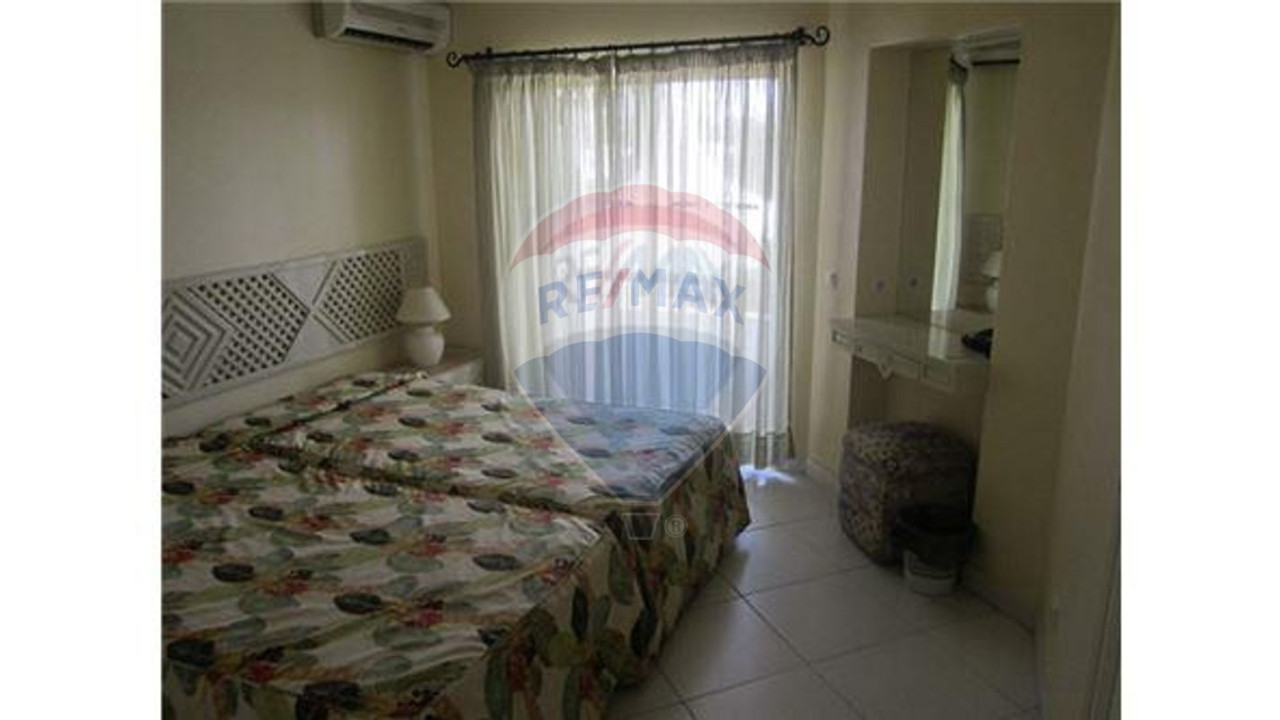 Apartamento T1 para Venda em Albufeira e Olhos de Água Foto 8