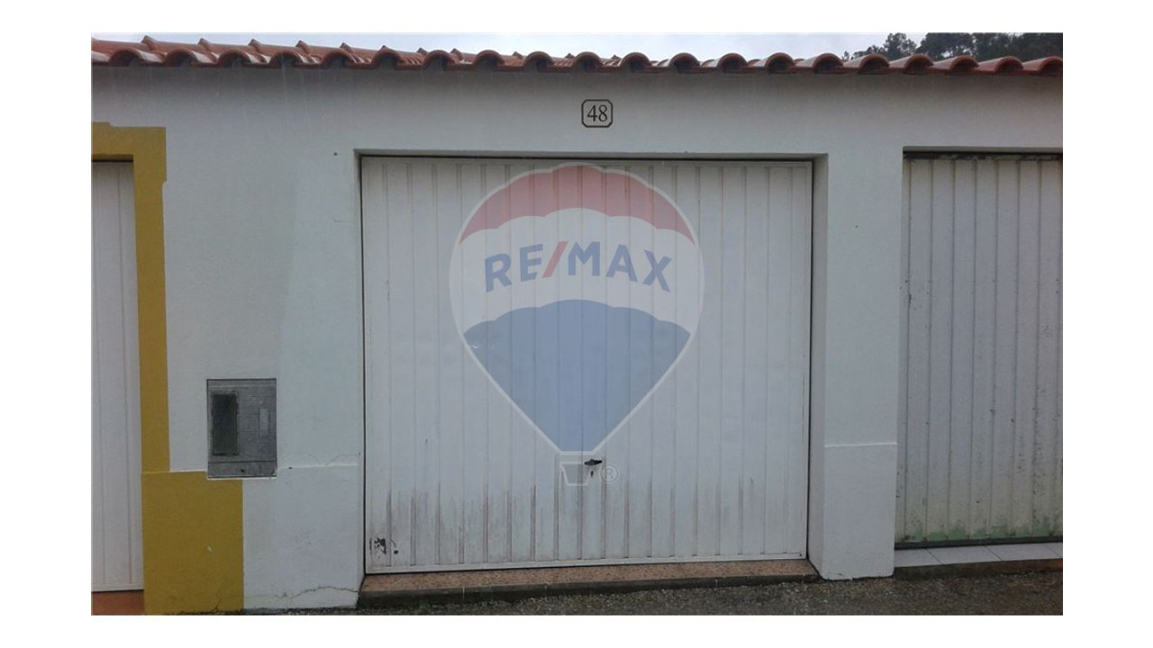 Garagem para Venda em São Bartolomeu de Messines Foto 3