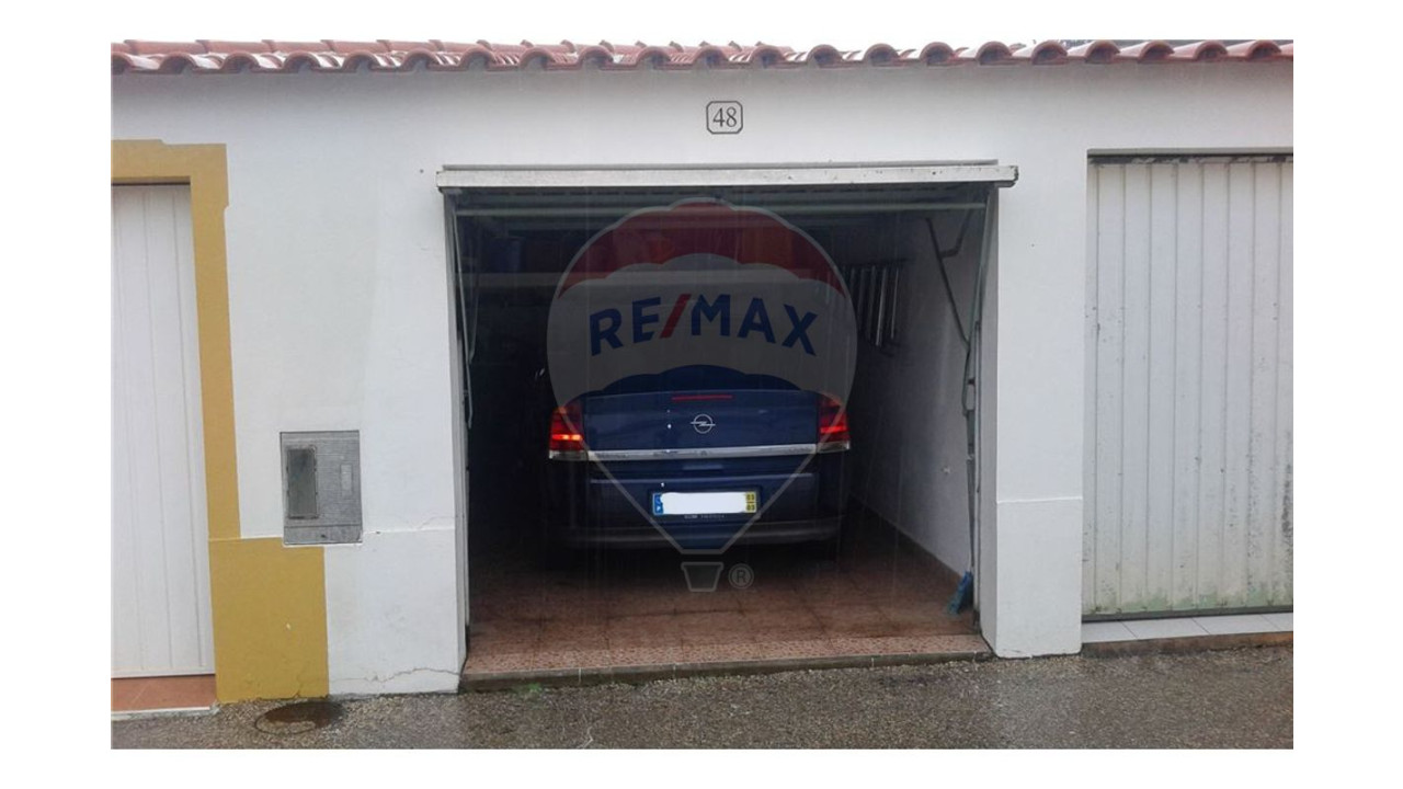 Garagem para Venda em São Bartolomeu de Messines Foto 2