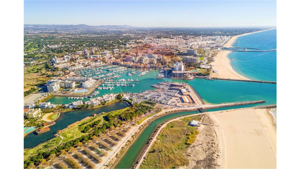 Loja para Venda em Quarteira Foto 8