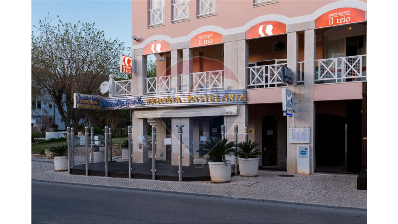 Loja para Venda em Quarteira Foto 3