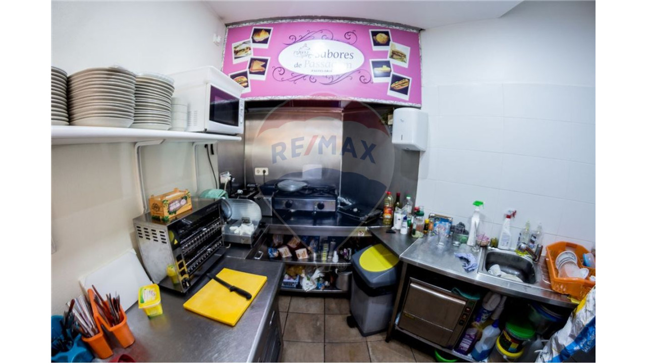 Loja para Venda em Albufeira e Olhos de Água Foto 13