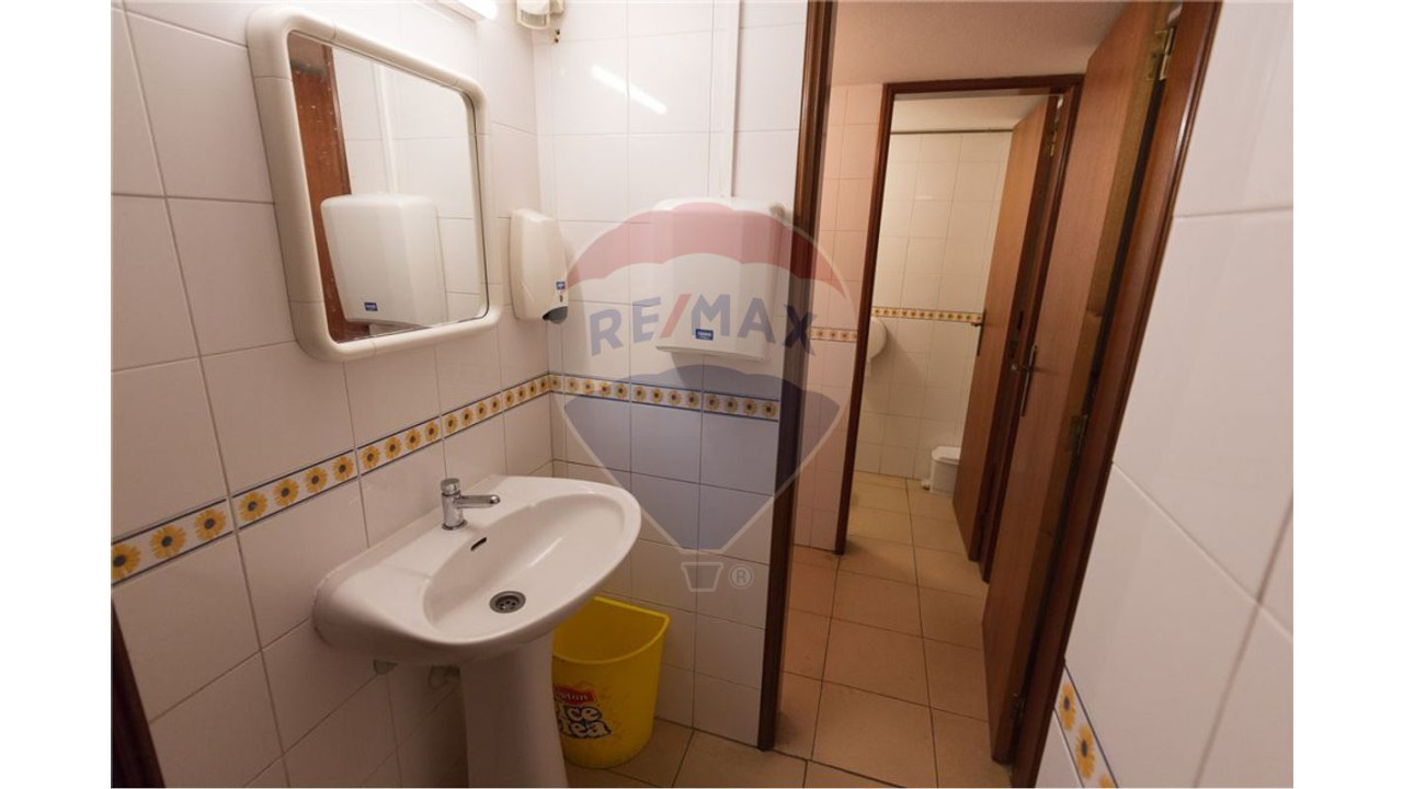 Loja para Venda em Albufeira e Olhos de Água Foto 11