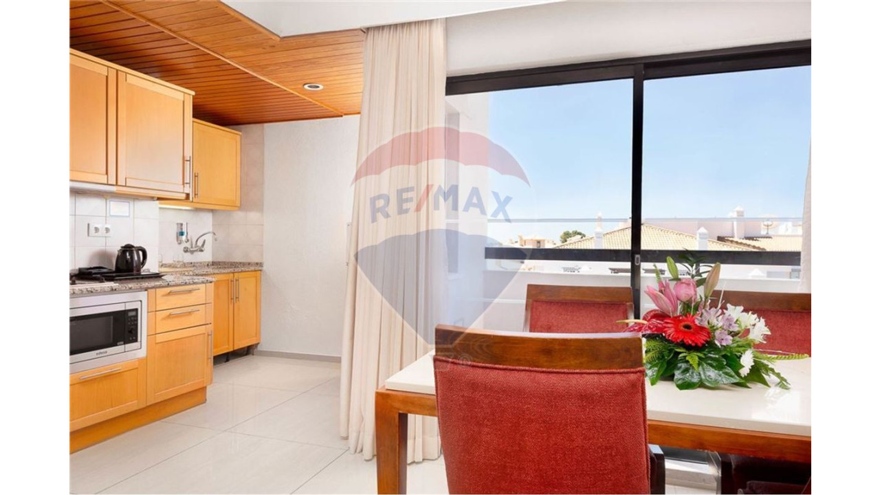 Apartamento T1 para Arrendamento em Albufeira e Olhos de Água Foto 11
