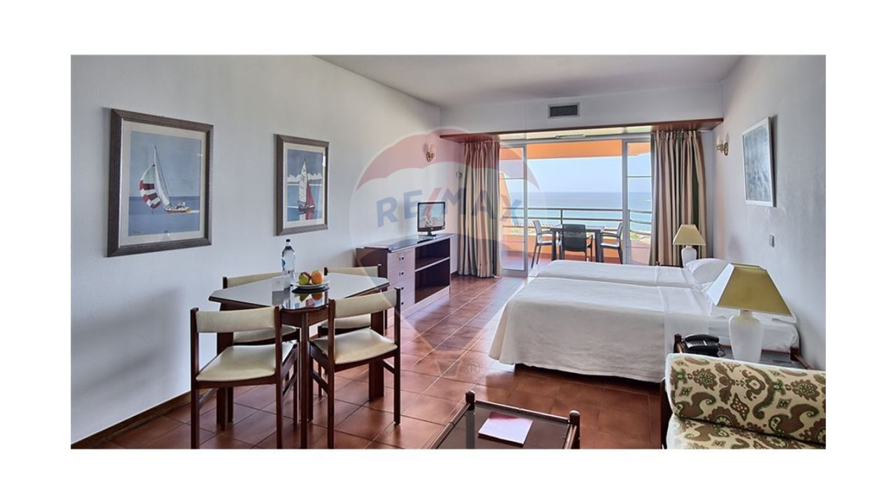 Apartamento para Venda em Quarteira Foto 10