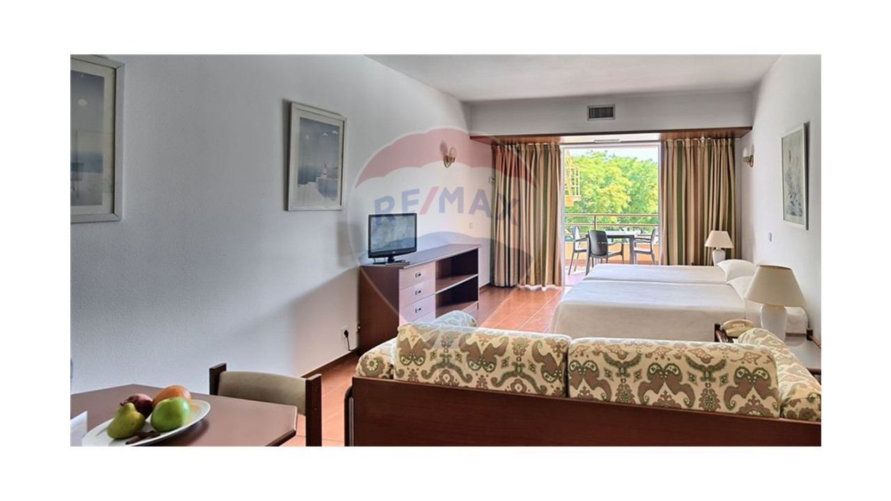 Apartamento para Venda em Quarteira Foto 11