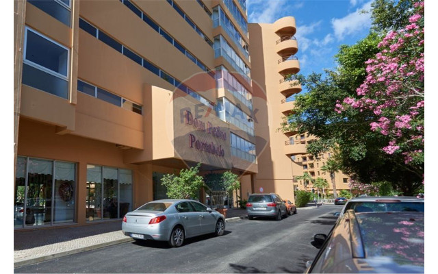 Apartamento para Venda em Quarteira