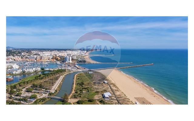 Apartamento para Venda em Quarteira
