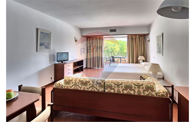 Apartamento para Venda em Quarteira