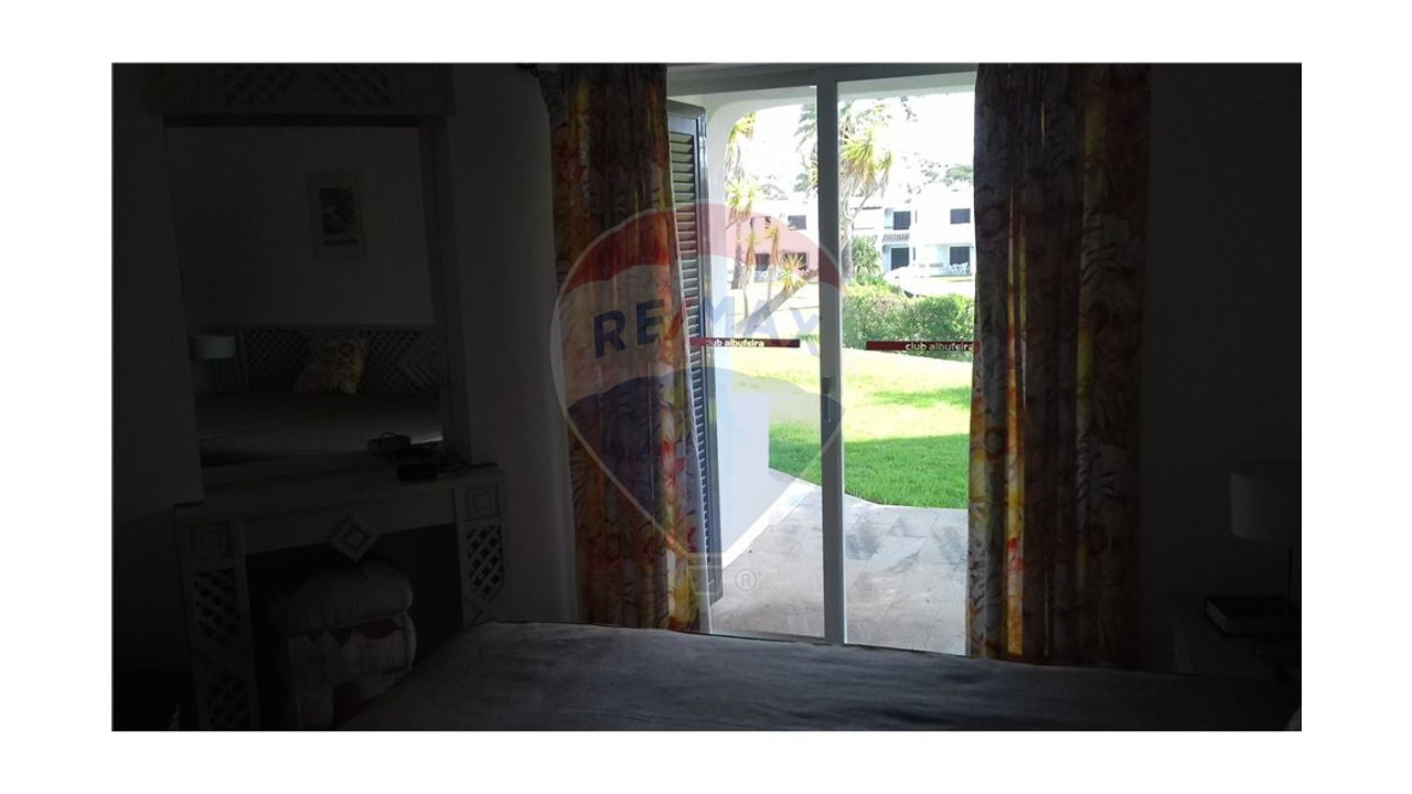 Apartamento T2 para Venda em Albufeira e Olhos de Água Foto 17