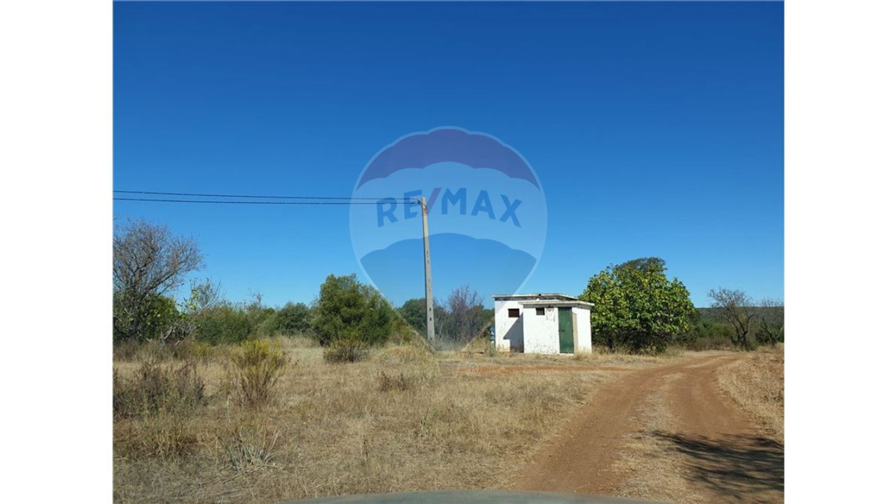 Terreno P/ Prédio para Venda em Paderne Foto 7