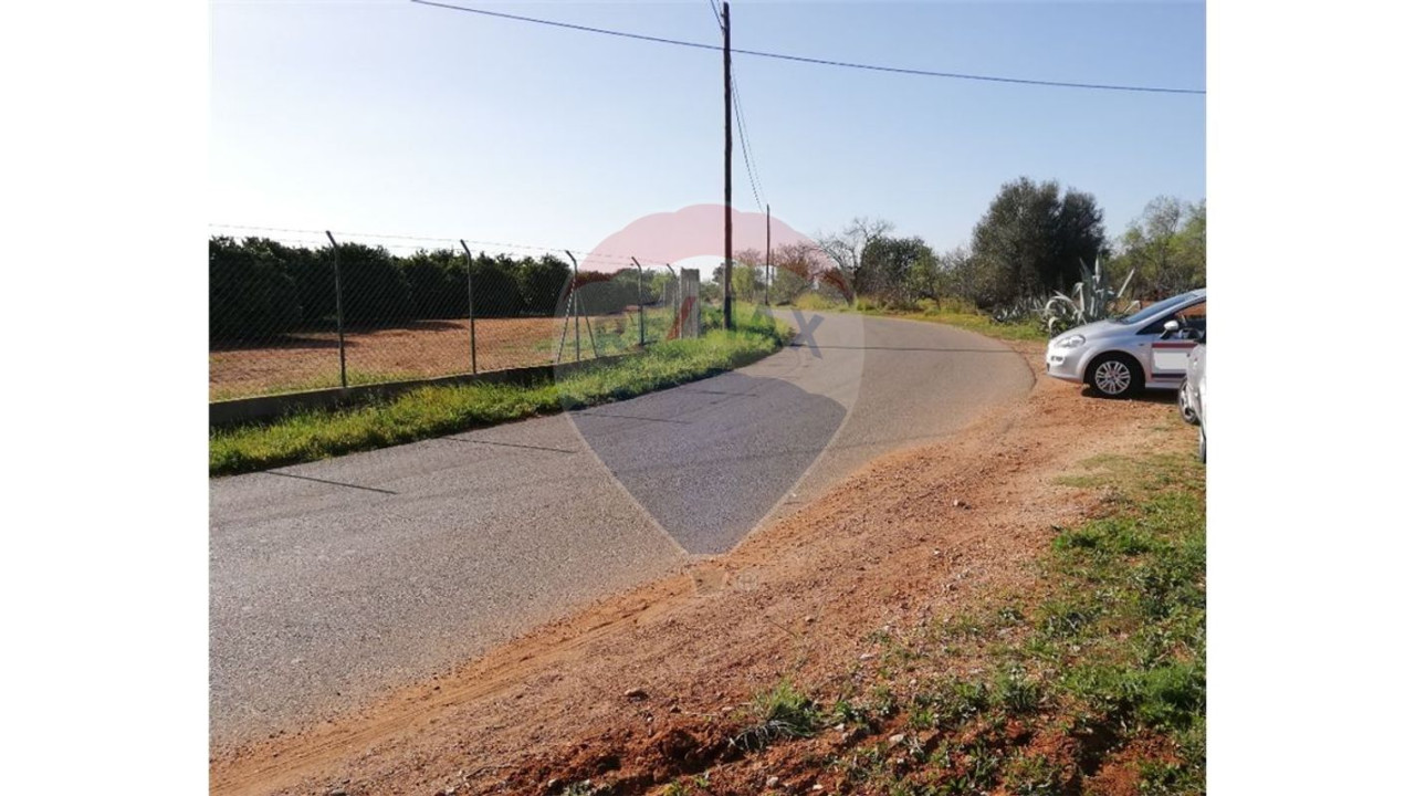 Terreno P/ Prédio para Venda em Paderne Foto 4