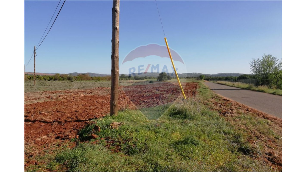 Terreno P/ Prédio para Venda em Paderne Foto 5