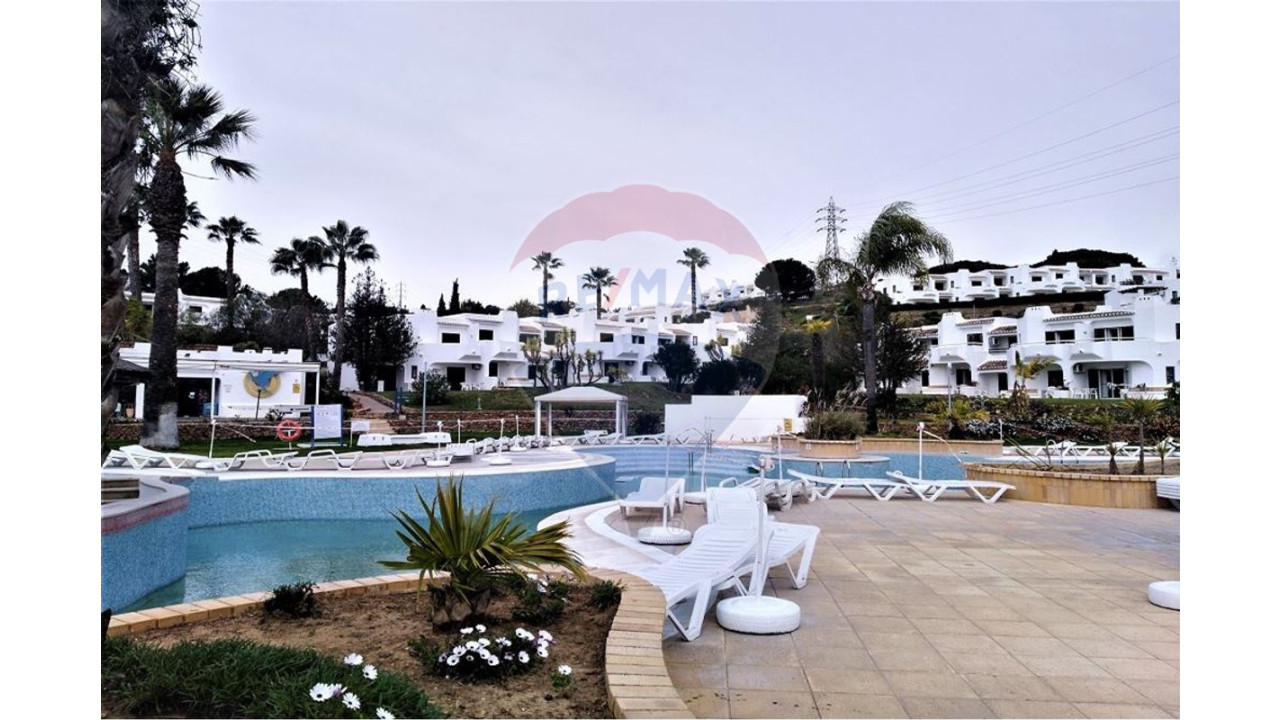 Apartamento T1 para Venda em Albufeira e Olhos de Água Foto 8