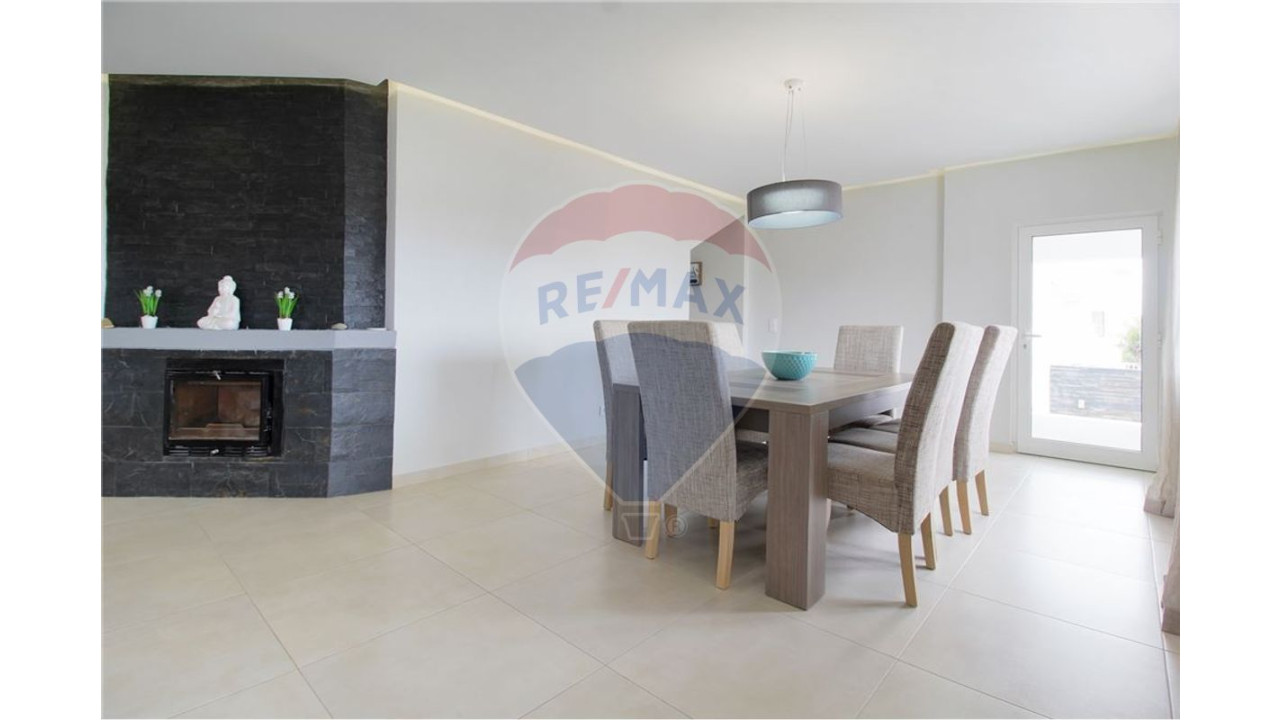Moradia T5 para Venda em Albufeira e Olhos de Água Foto 7