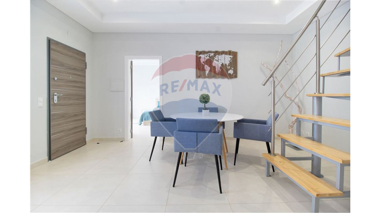 Moradia T5 para Venda em Albufeira e Olhos de Água Foto 3