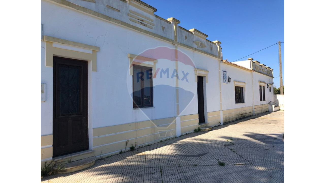Moradia T4 para Venda em Alcantarilha e Pêra Foto 2