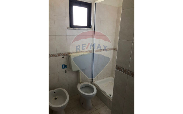 Moradia T4 para Venda em Alcantarilha e Pêra