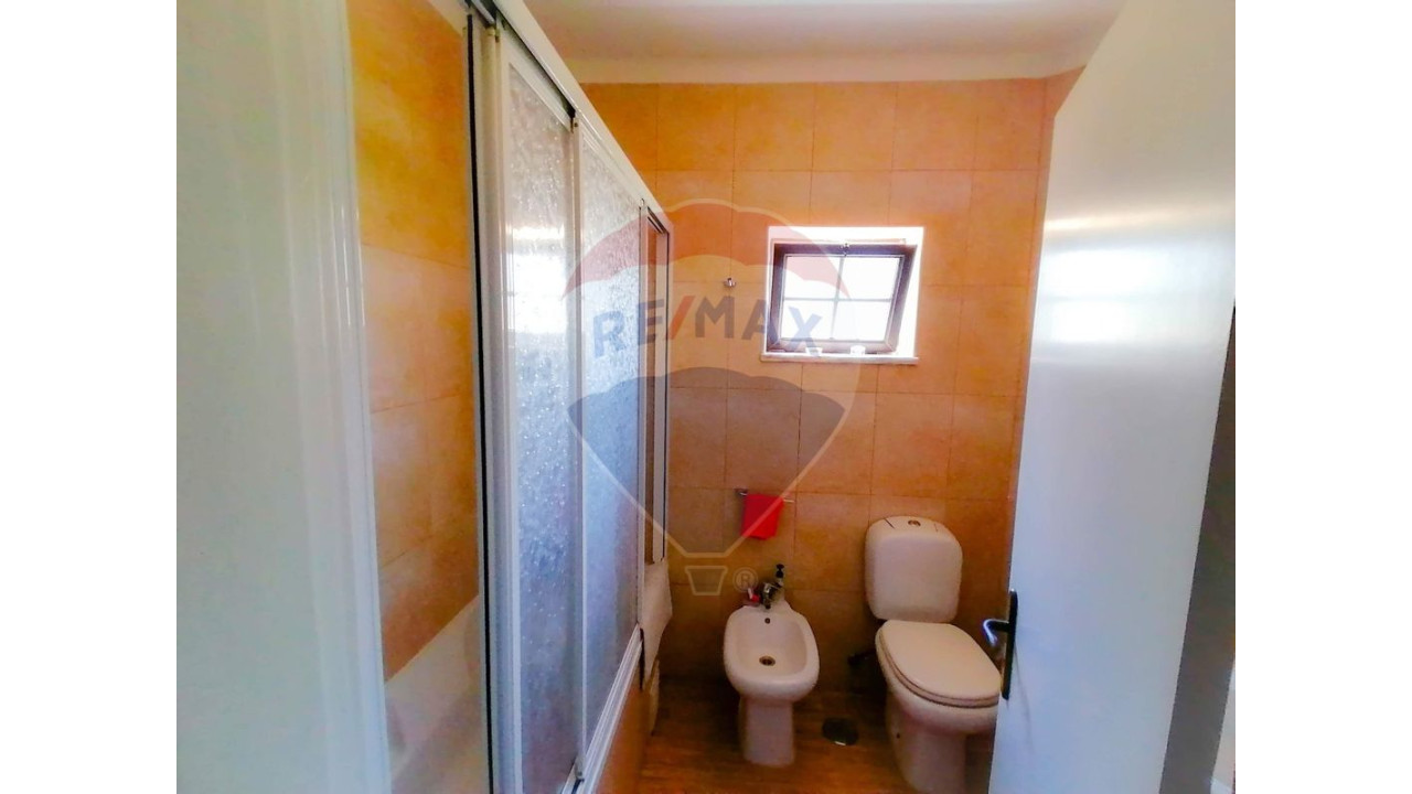 Moradia T5 para Venda em Albufeira e Olhos de Água Foto 12