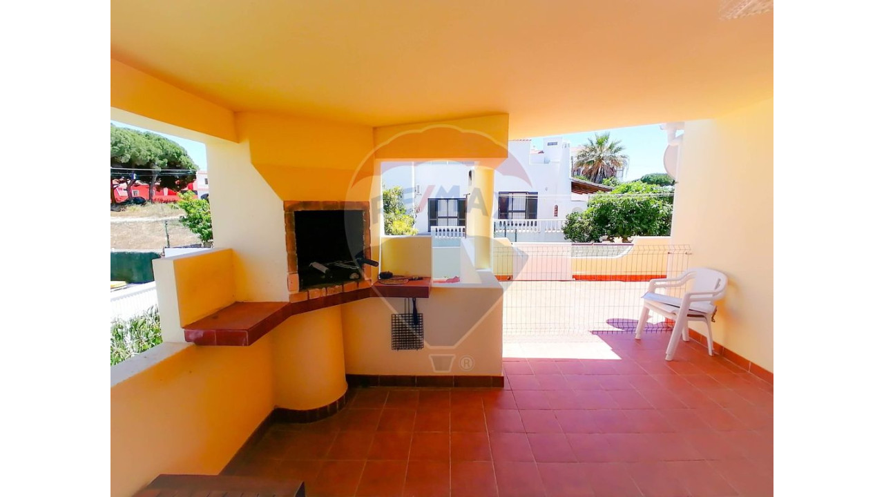 Moradia T5 para Venda em Albufeira e Olhos de Água Foto 2