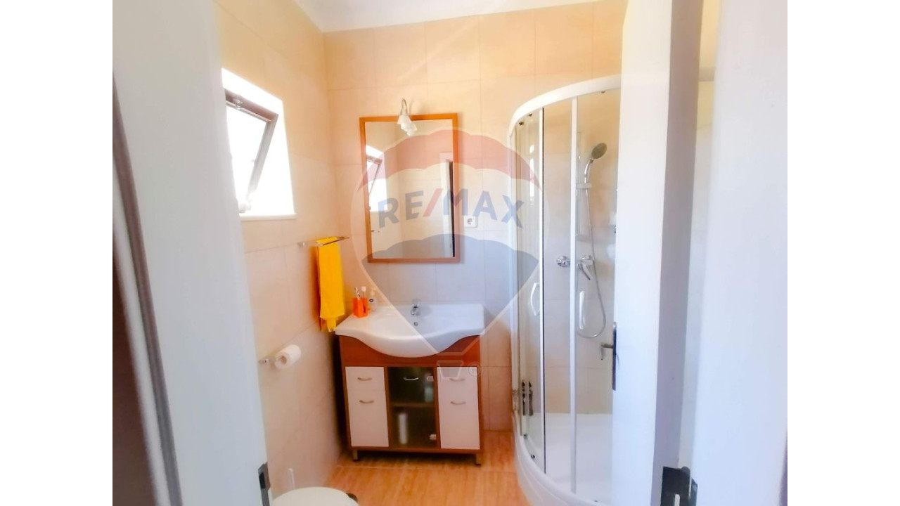 Moradia T5 para Venda em Albufeira e Olhos de Água Foto 11