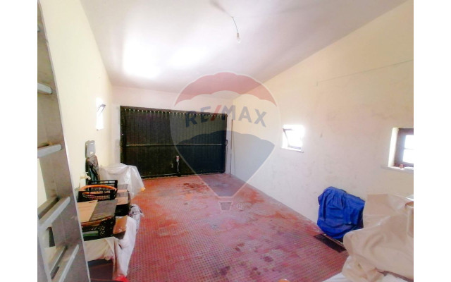 Moradia T5 para Venda em Albufeira e Olhos de Água