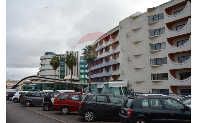 Apartamento para Venda em Albufeira e Olhos de Água