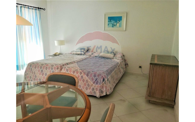 Apartamento para Venda em Albufeira e Olhos de Água