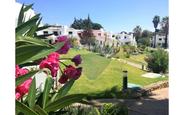 Apartamento para Venda em Albufeira e Olhos de Água