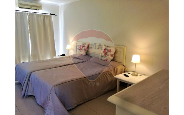 Apartamento para Venda em Albufeira e Olhos de Água
