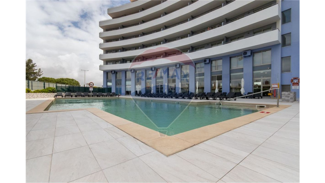 Apartamento T4 para Venda em Portimão Foto 30