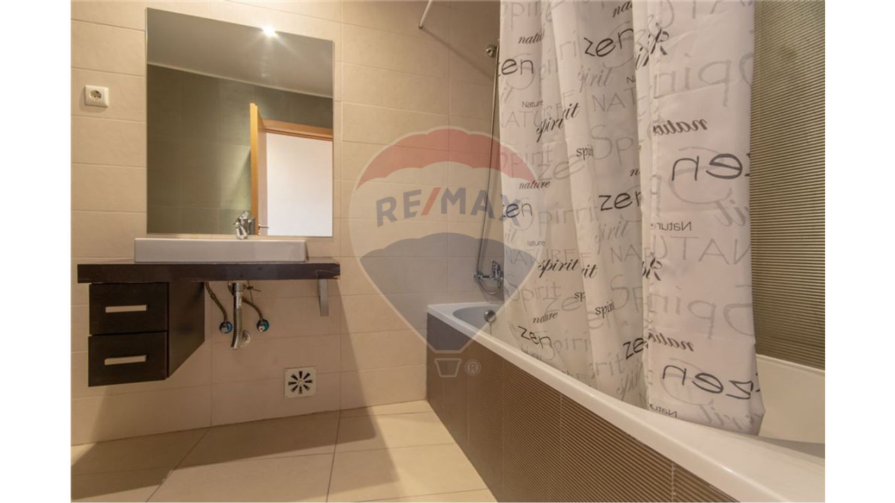 Apartamento T4 para Venda em Portimão Foto 6