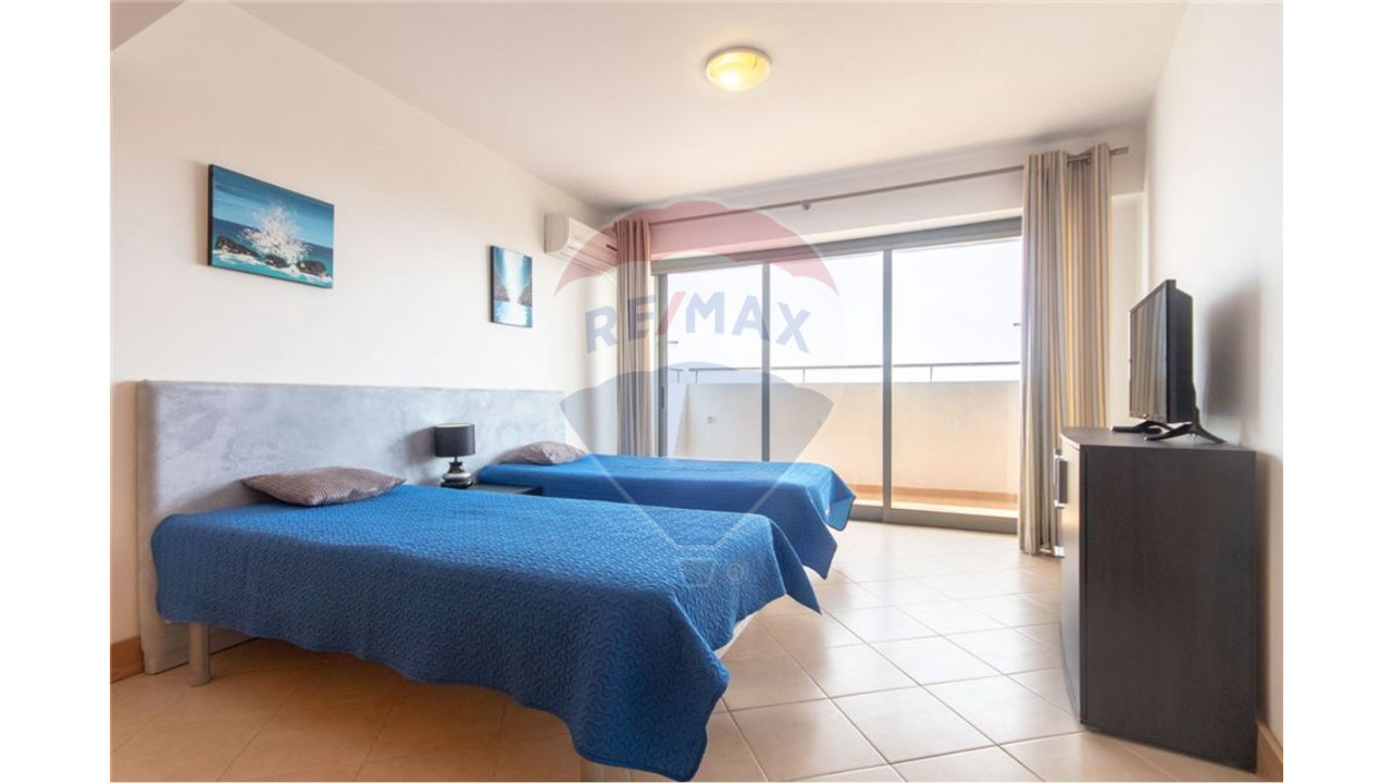 Apartamento T4 para Venda em Portimão Foto 14