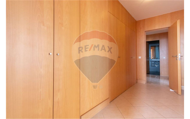Apartamento T4 para Venda em Portimão