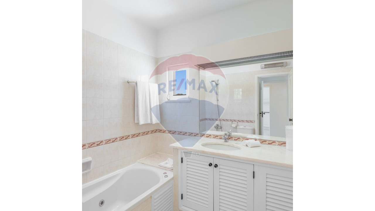 Armazém para Venda em Albufeira e Olhos de Água Foto 2